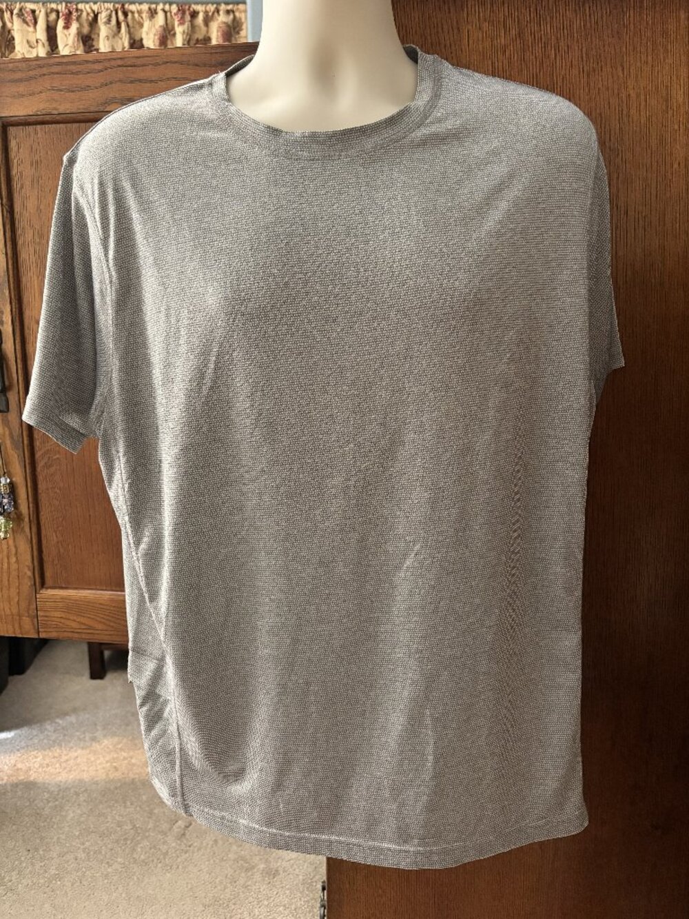 Coleman Men's Gray Performance Crew Neck Short Sleeve T-Shirt Size Large Outdoor